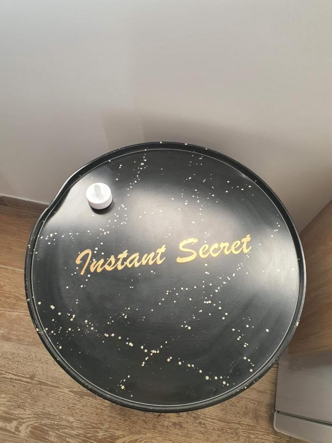 Instant Secret Panzió Pourrieres Kültér fotó